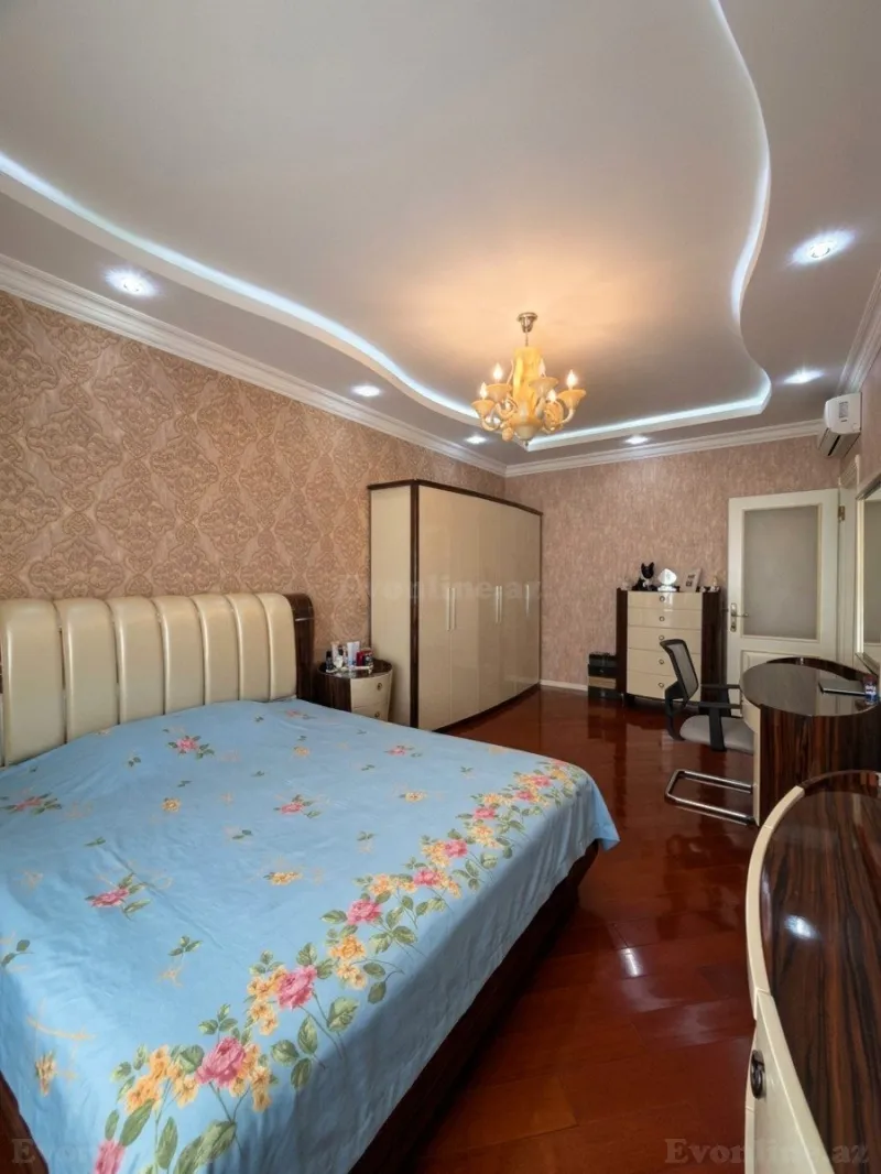 Satılır 4 otaqlı Mənzil Yeni tikili 207 m² Gənclik m. - şəkil 4