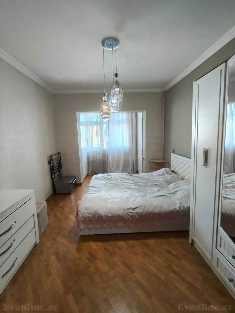 Satılır 3 otaqlı Mənzil Köhnə tikili 60 m² İnşaatçılar m. - şəkil 7