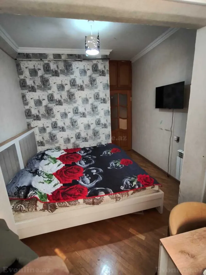 Satılır 3 otaqlı Mənzil Köhnə tikili 60 m² İnşaatçılar m. - şəkil 8