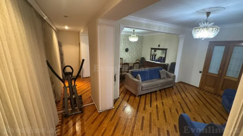 Satılır 4 otaqlı Mənzil Köhnə tikili 110 m² 4-cü mikrorayon - şəkil 2