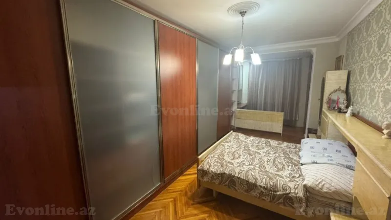 Satılır 4 otaqlı Mənzil Köhnə tikili 110 m² 4-cü mikrorayon - şəkil 6