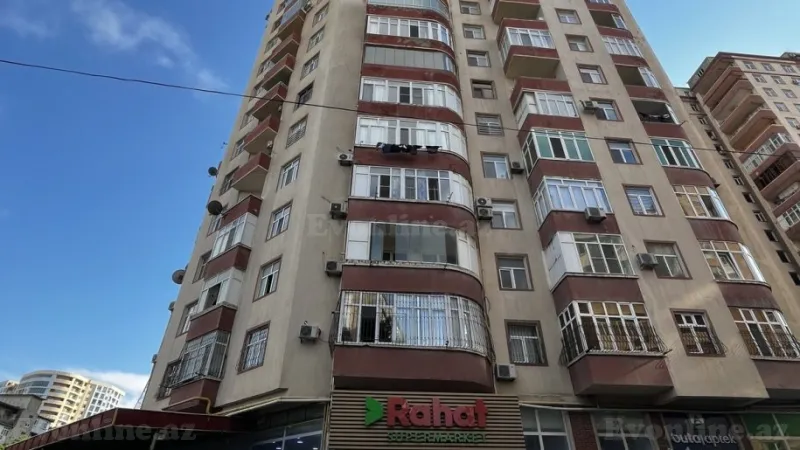 Satılır 3 otaqlı Mənzil Yeni tikili 94 m² 9-cu mikrorayon - şəkil 2