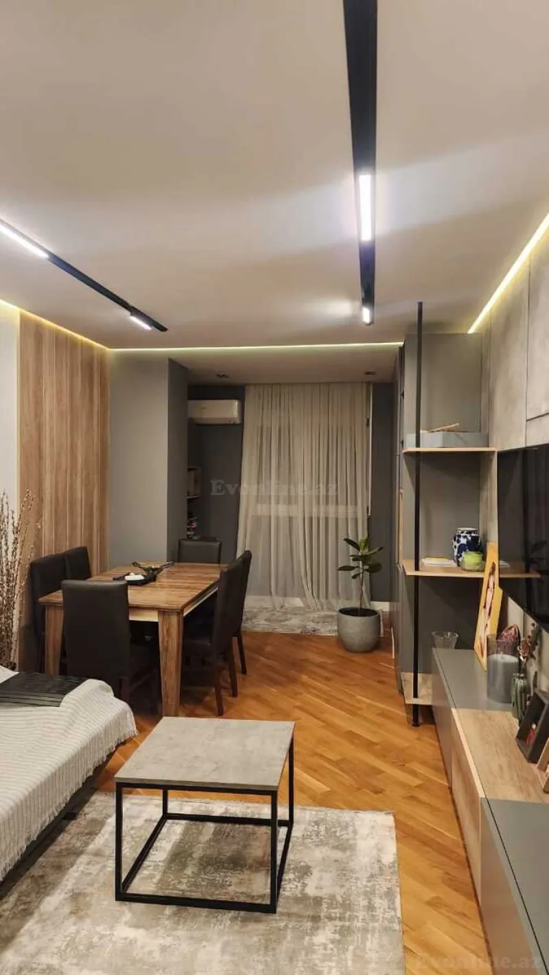 Satılır 2 otaqlı Mənzil Köhnə tikili 60 m² Nizami m. - şəkil 2