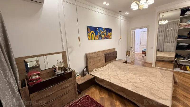Satılır 4 otaqlı Mənzil Yeni tikili 138 m² Yasamal r. - şəkil 17