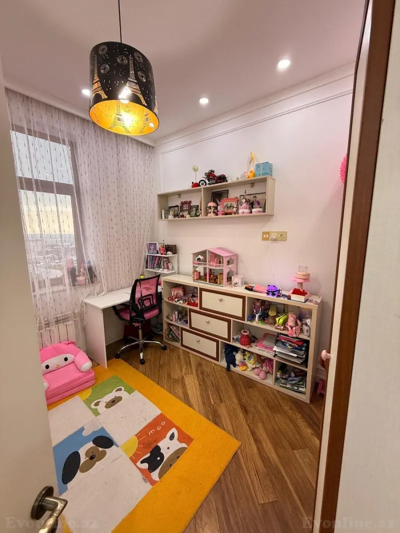 Satılır 4 otaqlı Mənzil Yeni tikili 138 m² Yasamal r. - şəkil 20