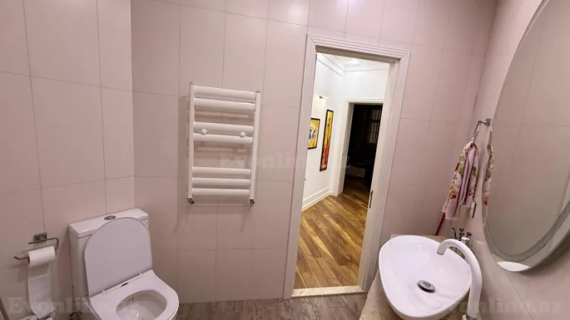 Satılır 4 otaqlı Mənzil Yeni tikili 138 m² Yasamal r. - şəkil 22