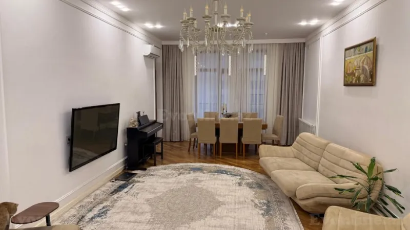 Satılır 4 otaqlı Mənzil Yeni tikili 138 m² Yasamal r. - şəkil 29