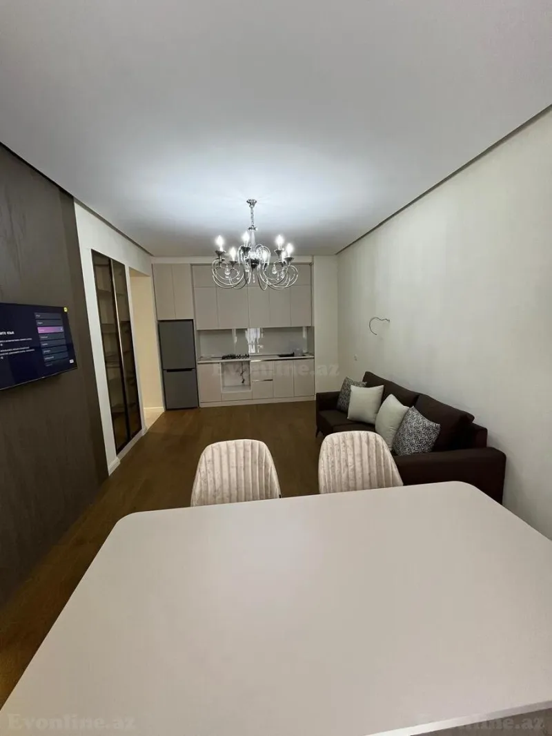 Kirayə verilir 3 otaqlı Mənzil Yeni tikili 105 m² Bakmil m. - şəkil 3