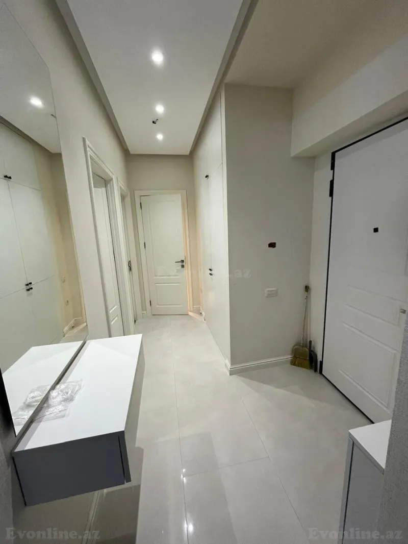 Kirayə verilir 3 otaqlı Mənzil Yeni tikili 105 m² Bakmil m. - şəkil 8