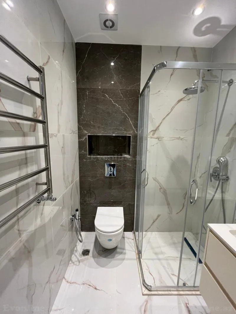 Kirayə verilir 3 otaqlı Mənzil Yeni tikili 105 m² Bakmil m. - şəkil 9