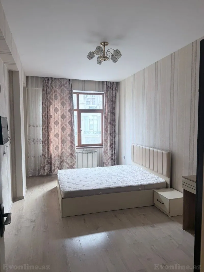 Kirayə verilir 2 otaqlı Mənzil Yeni tikili 79 m² Nərimanov r. - şəkil 3