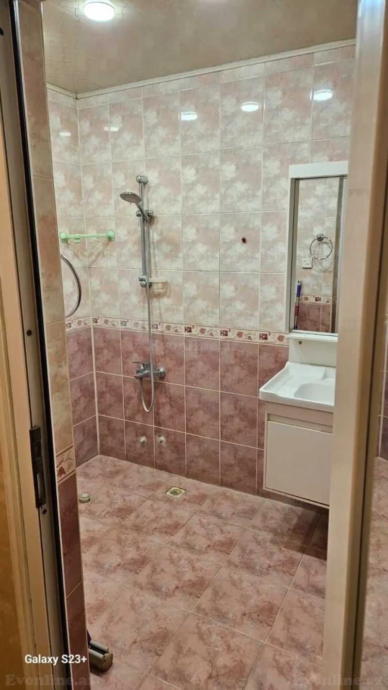 Satılır 2 otaqlı Mənzil Yeni tikili 90 m² Memar Əcəmi m. - şəkil 7