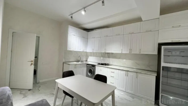 Kirayə verilir 3 otaqlı Mənzil Yeni tikili 137 m² 9-cu mikrorayon - şəkil 5