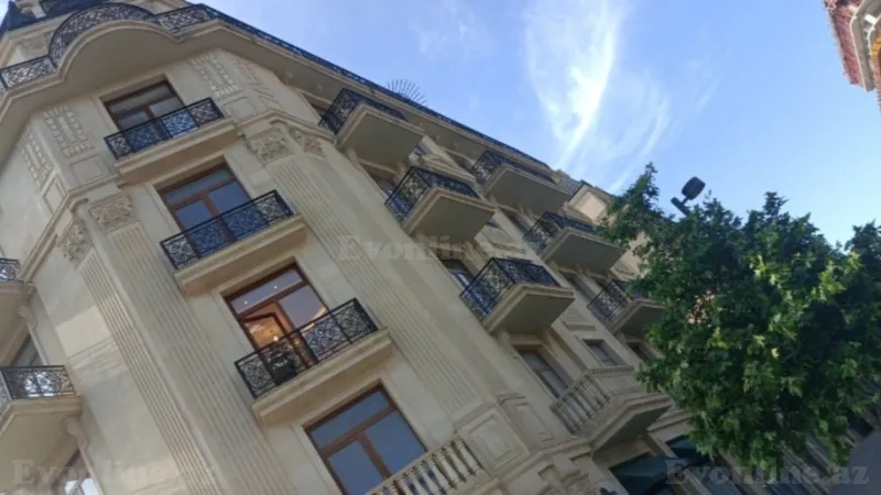 Satılır 3 otaqlı Mənzil Yeni tikili 129 m² Xətai r.