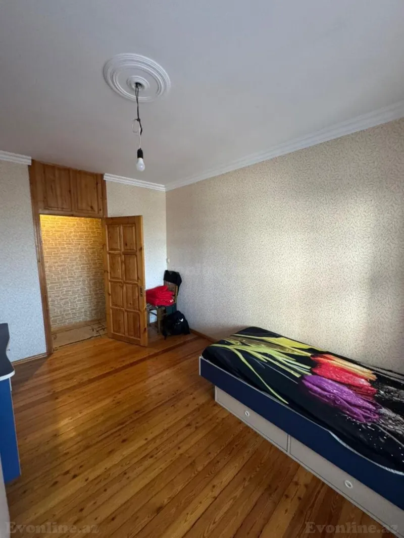 Satılır 5 otaqlı Mənzil Köhnə tikili 110 m² Əhmədli - şəkil 4