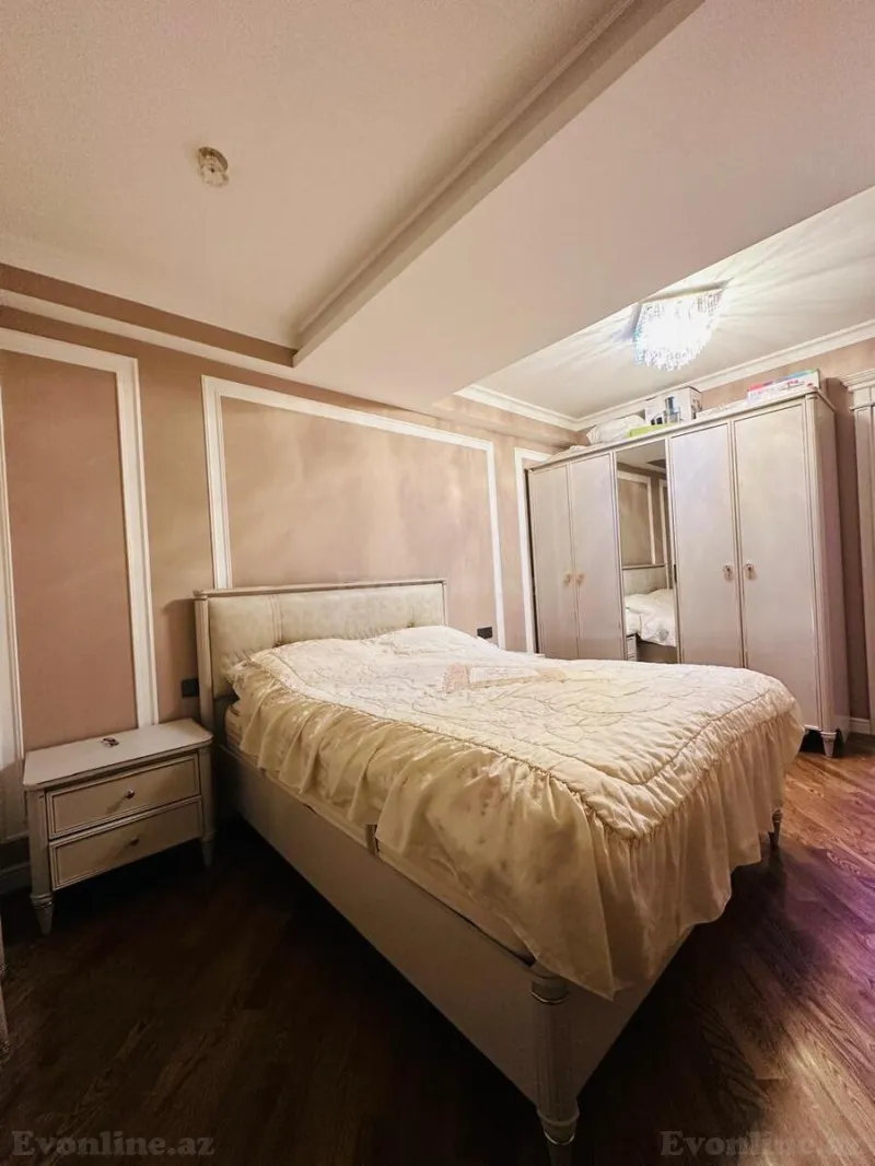 Satılır 2 otaqlı Mənzil Yeni tikili 108 m² Nəsimi r. - şəkil 4