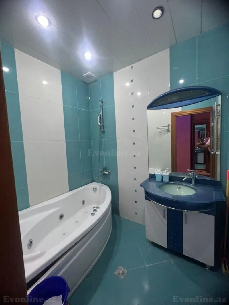 Kirayə verilir 3 otaqlı Mənzil Yeni tikili 135 m² Gənclik m. - şəkil 7