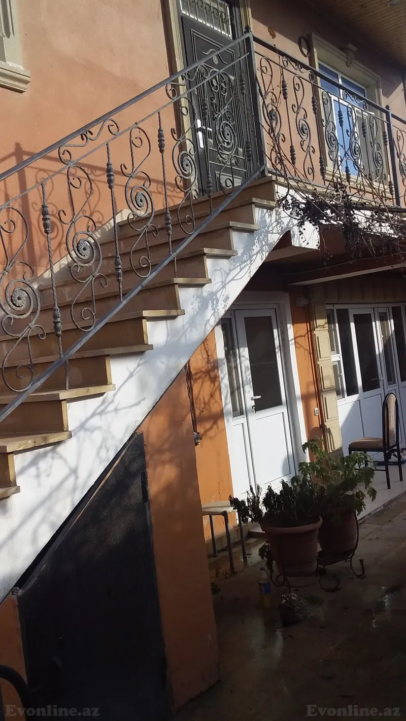 Satılır 7 otaqlı Həyət evi 170 m² Zabrat
