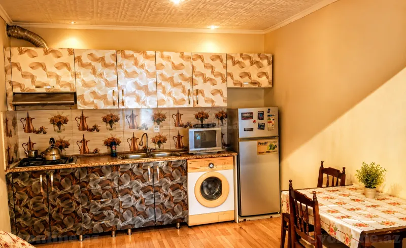 Kirayə verilir 2 otaqlı Həyət evi 77 m² Badamdar