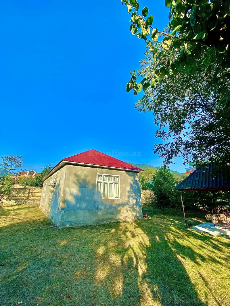 Kirayə verilir 3 otaqlı Həyət evi 80 m² Qəbələ