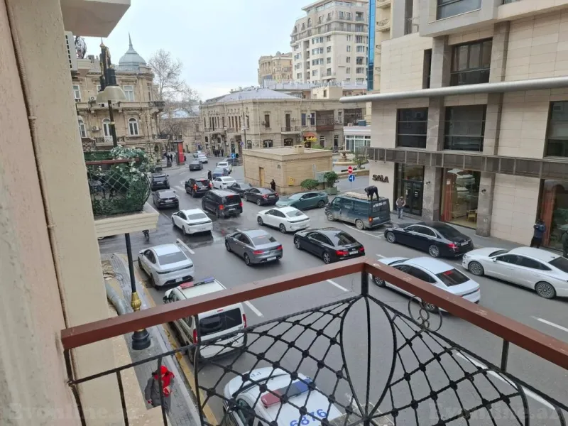 Satılır 3 otaqlı Mənzil Köhnə tikili 80 m² 28 May m. - şəkil 3