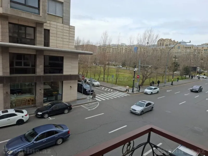 Satılır 3 otaqlı Mənzil Köhnə tikili 80 m² 28 May m. - şəkil 12