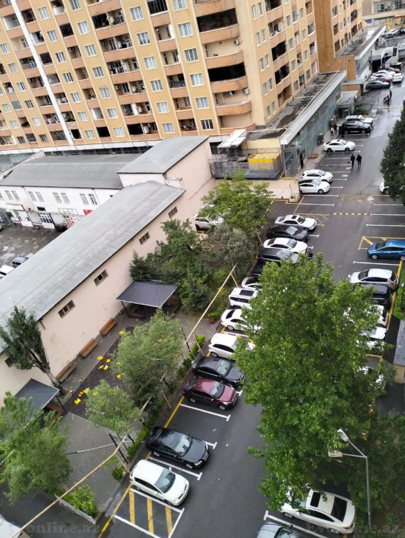 Satılır 2 otaqlı Mənzil Köhnə tikili 45 m² Bakıxanov - şəkil 2