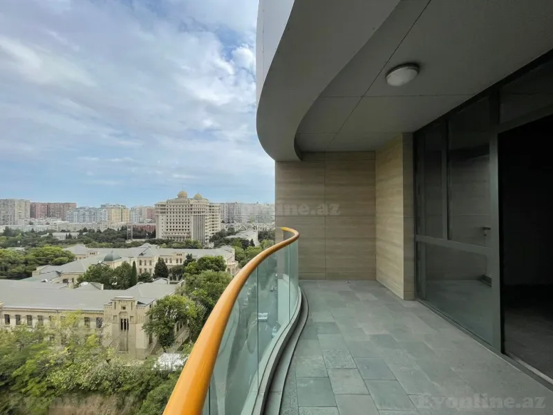 Satılır 4 otaqlı Mənzil Yeni tikili 194 m² Nəsimi r. - şəkil 5