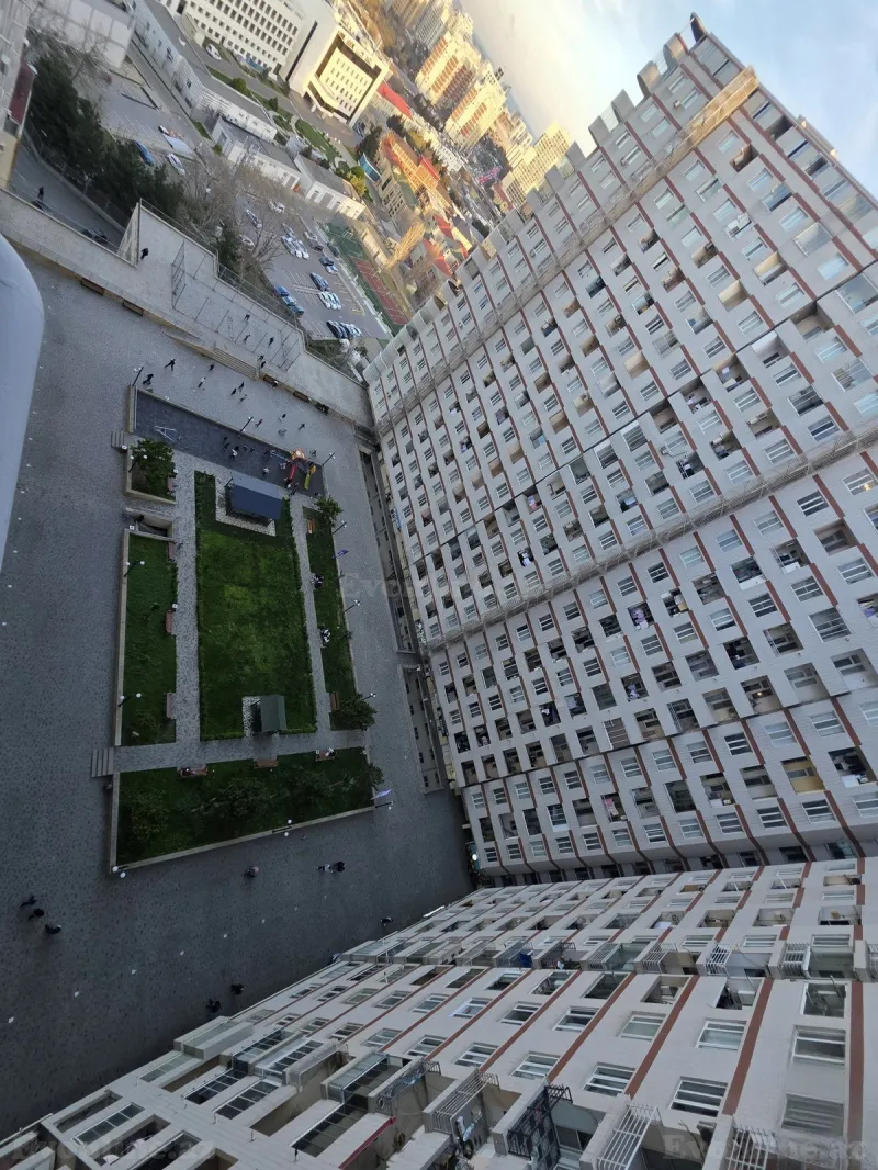 Satılır 3 otaqlı Mənzil Yeni tikili 153 m² Yasamal r. - şəkil 14
