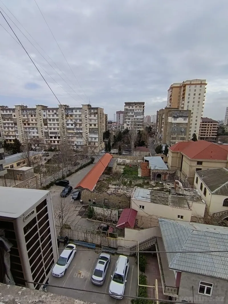 Satılır 4 otaqlı Mənzil Köhnə tikili 87 m² 7-ci mikrorayon
