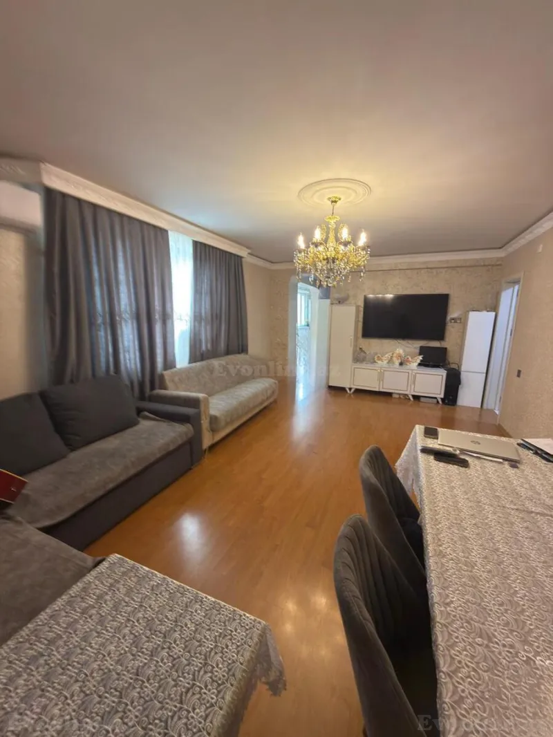 Satılır 2 otaqlı Mənzil Köhnə tikili 67 m² Xətai r. - şəkil 2