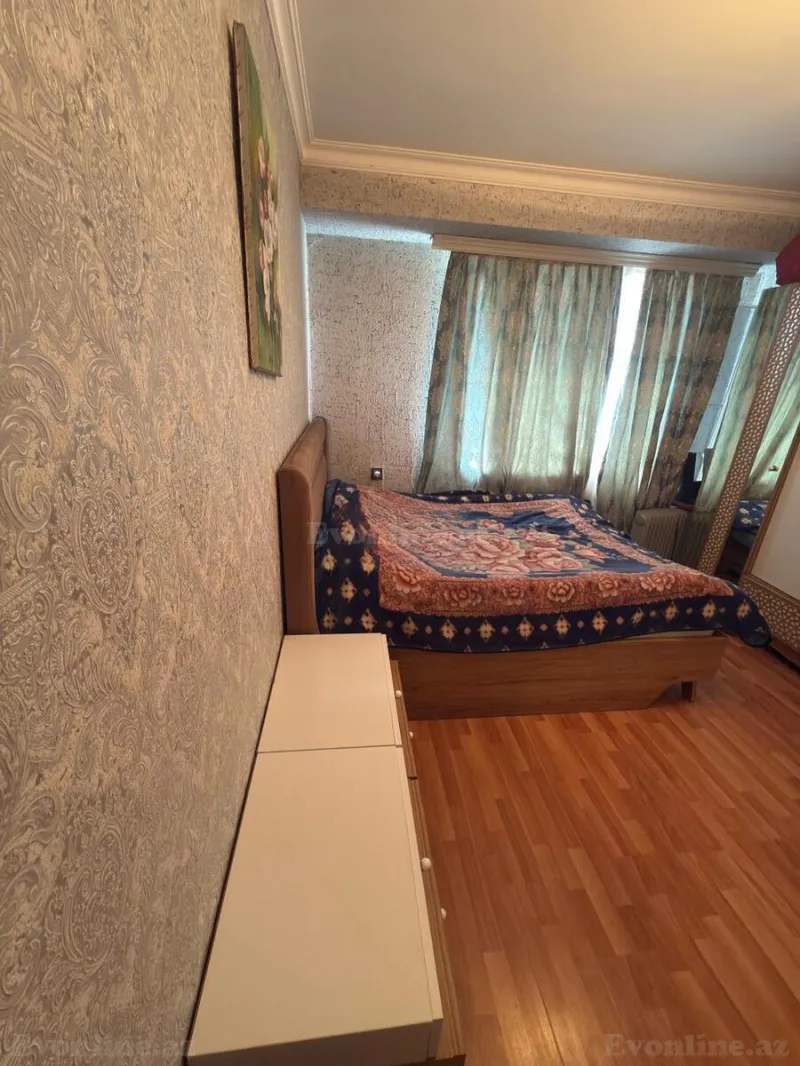 Satılır 2 otaqlı Mənzil Köhnə tikili 67 m² Xətai r. - şəkil 7