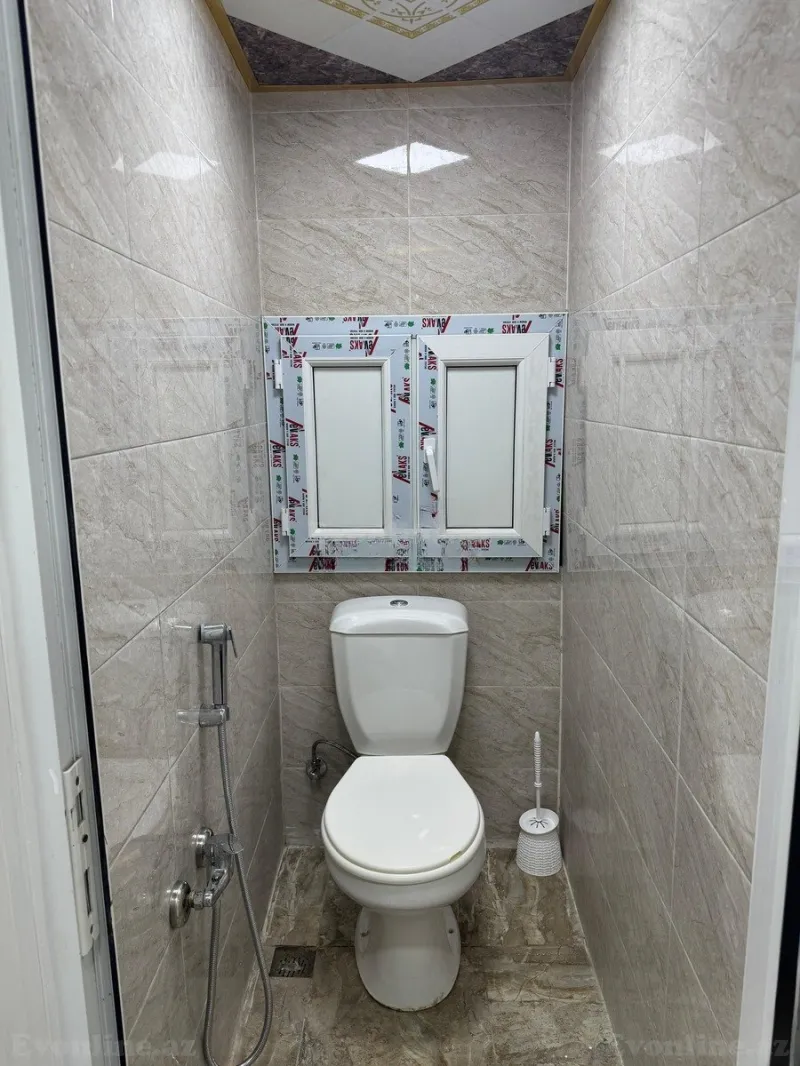Satılır 2 otaqlı Mənzil Köhnə tikili 65 m² Suraxanı r. - şəkil 17