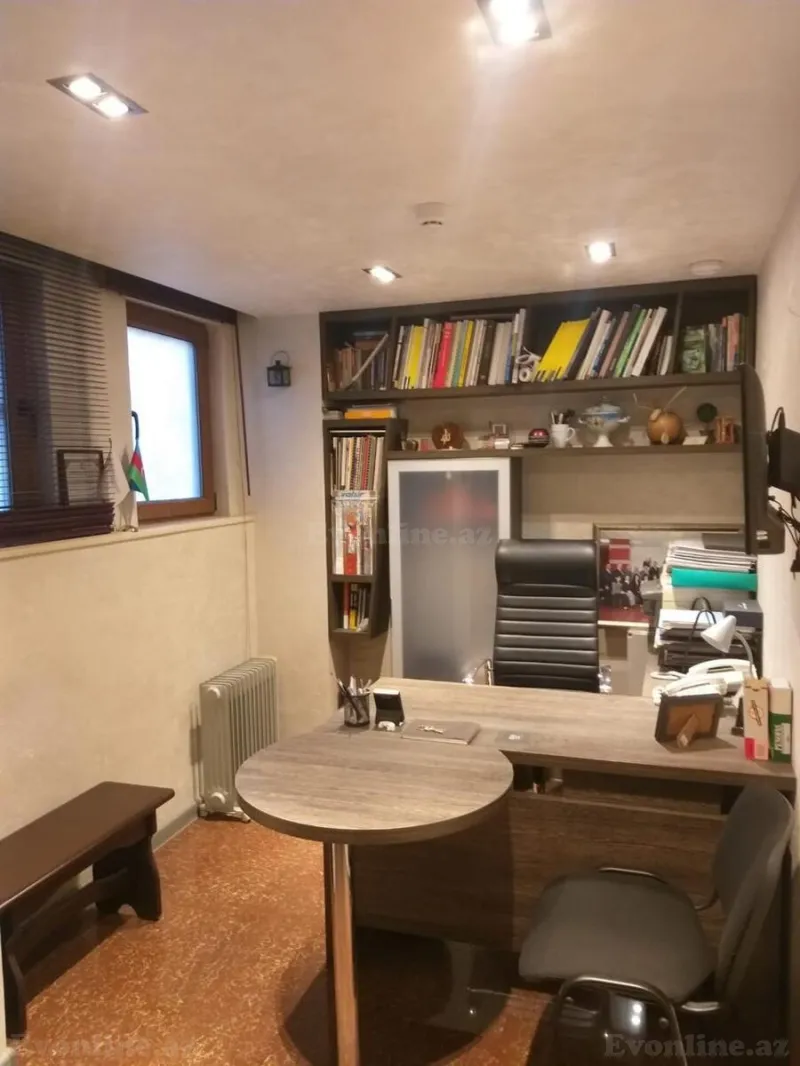 Satılır Ofis 15 m² Nərimanov r. - şəkil 2