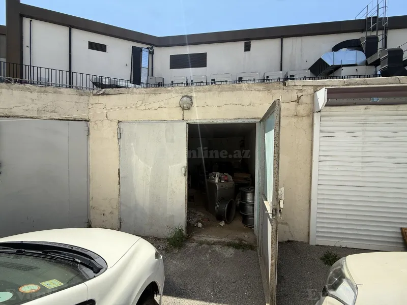 Satılır Qaraj 20 m² Xətai r.