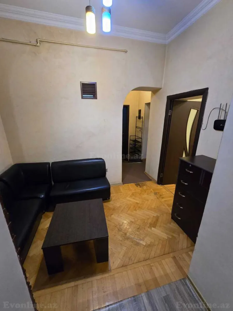 Kirayə verilir 2 otaqlı Mənzil Köhnə tikili 48 m² 28 May m. - şəkil 4