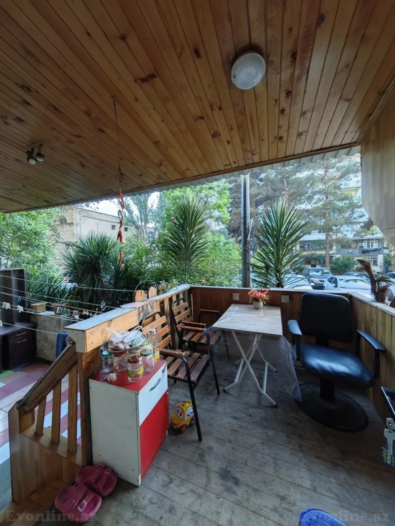 Satılır 4 otaqlı Mənzil Köhnə tikili 110 m² Bakıxanov - şəkil 12