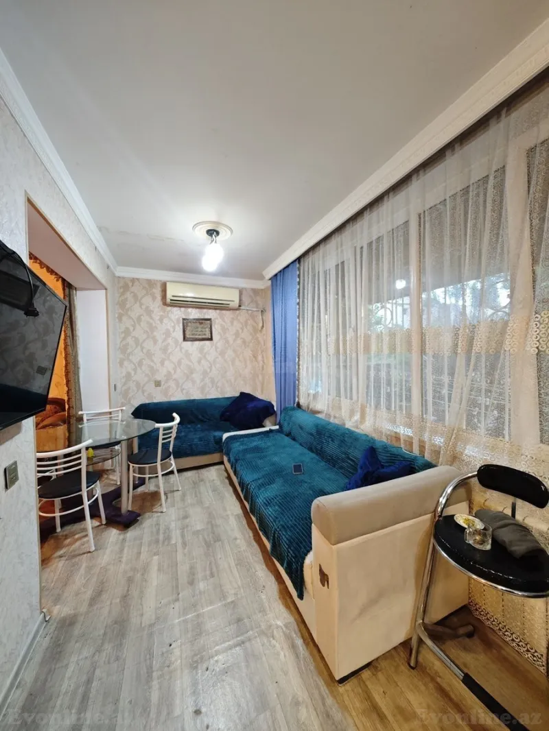 Satılır 4 otaqlı Mənzil Köhnə tikili 110 m² Bakıxanov - şəkil 13