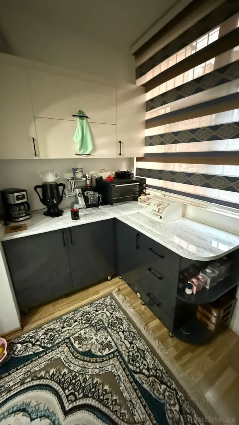 Satılır 3 otaqlı Mənzil Köhnə tikili 75 m² Yasamal r. - şəkil 14