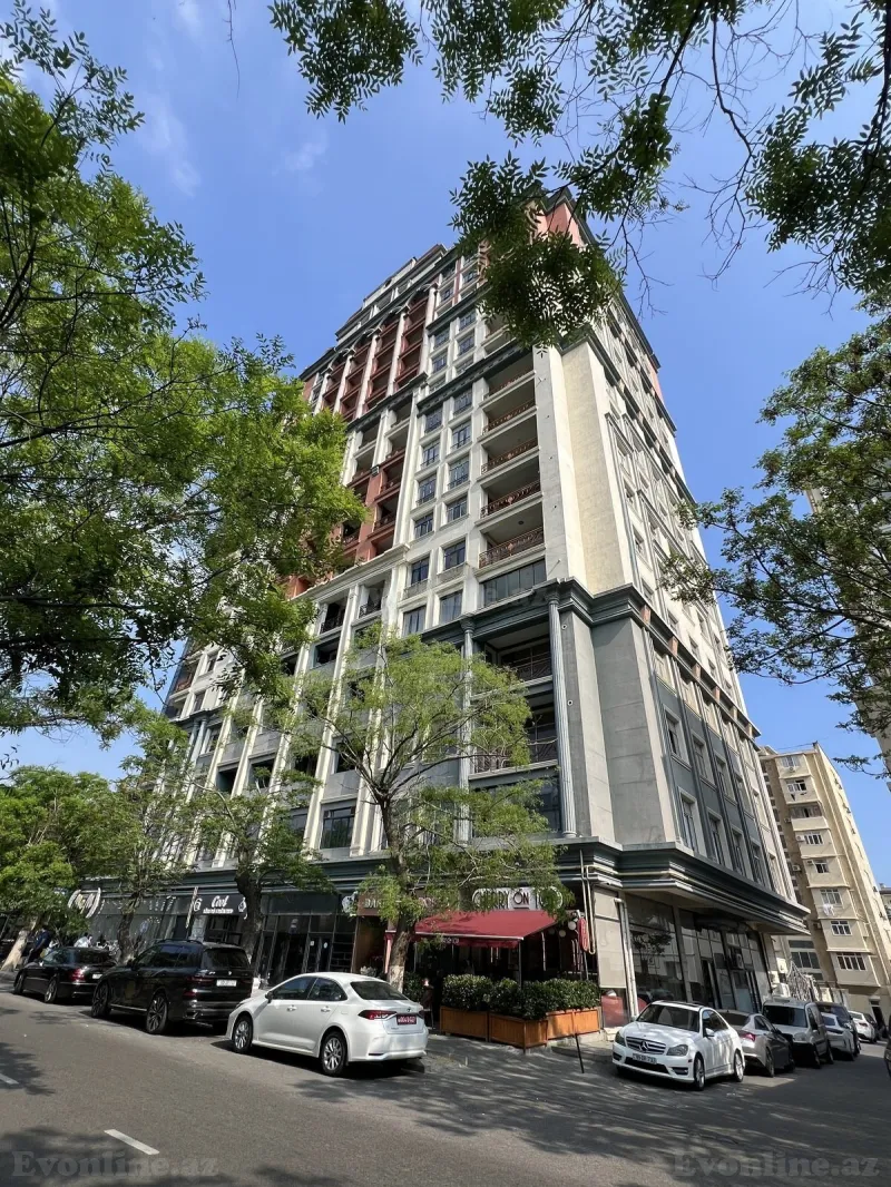 3 otaqlı Mənzil 130 m² Nəsimi r. Kirayə verilir