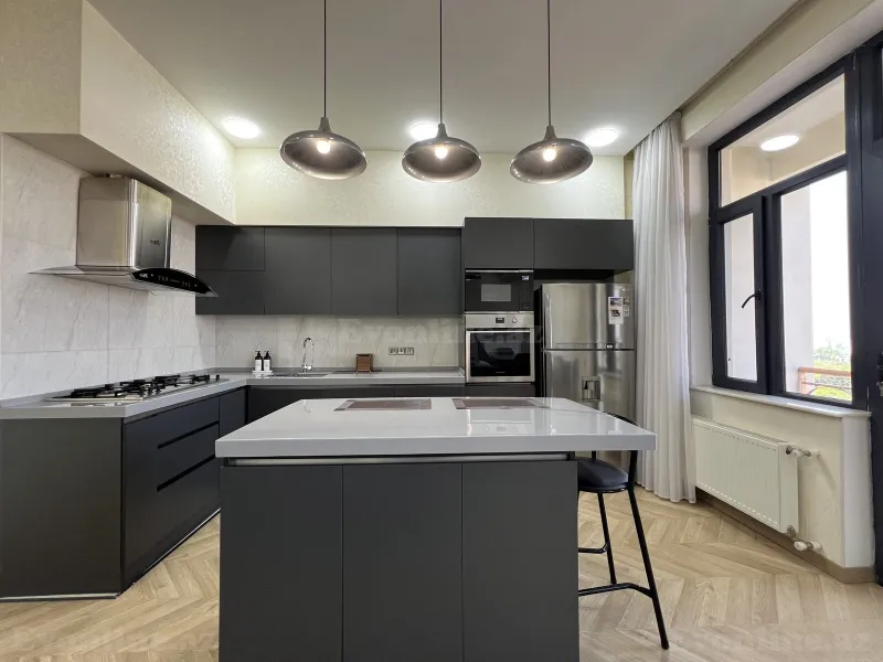 Kirayə verilir 3 otaqlı Mənzil Yeni tikili 130 m² Nəsimi r. - şəkil 6