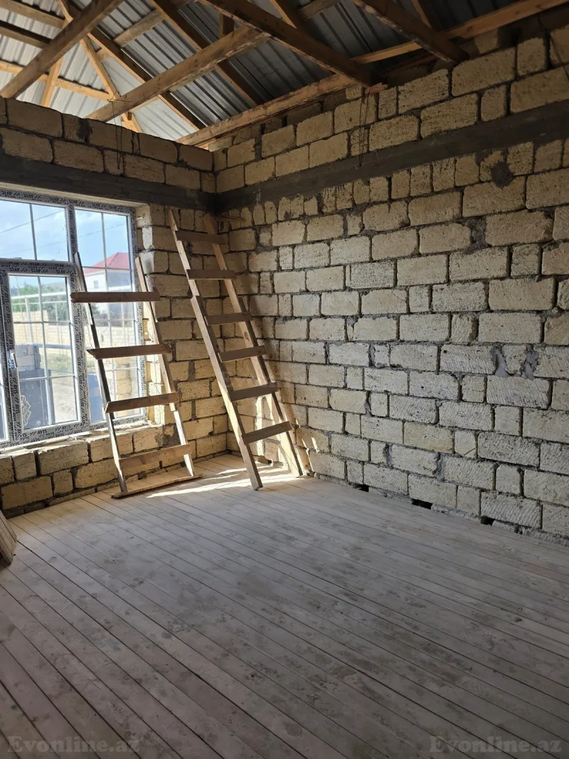 3 otaqlı Həyət evi 85 m² Qobu Satılır
