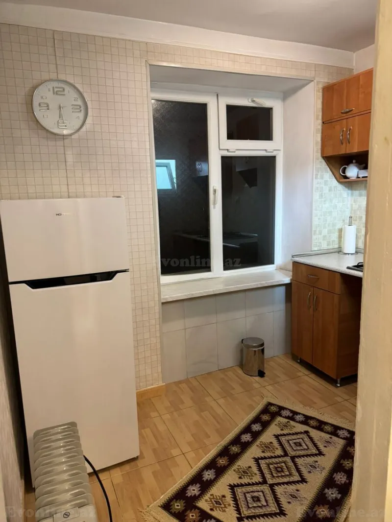 Kirayə verilir 1 otaqlı Mənzil Köhnə tikili 40 m² Yasamal r. - şəkil 3