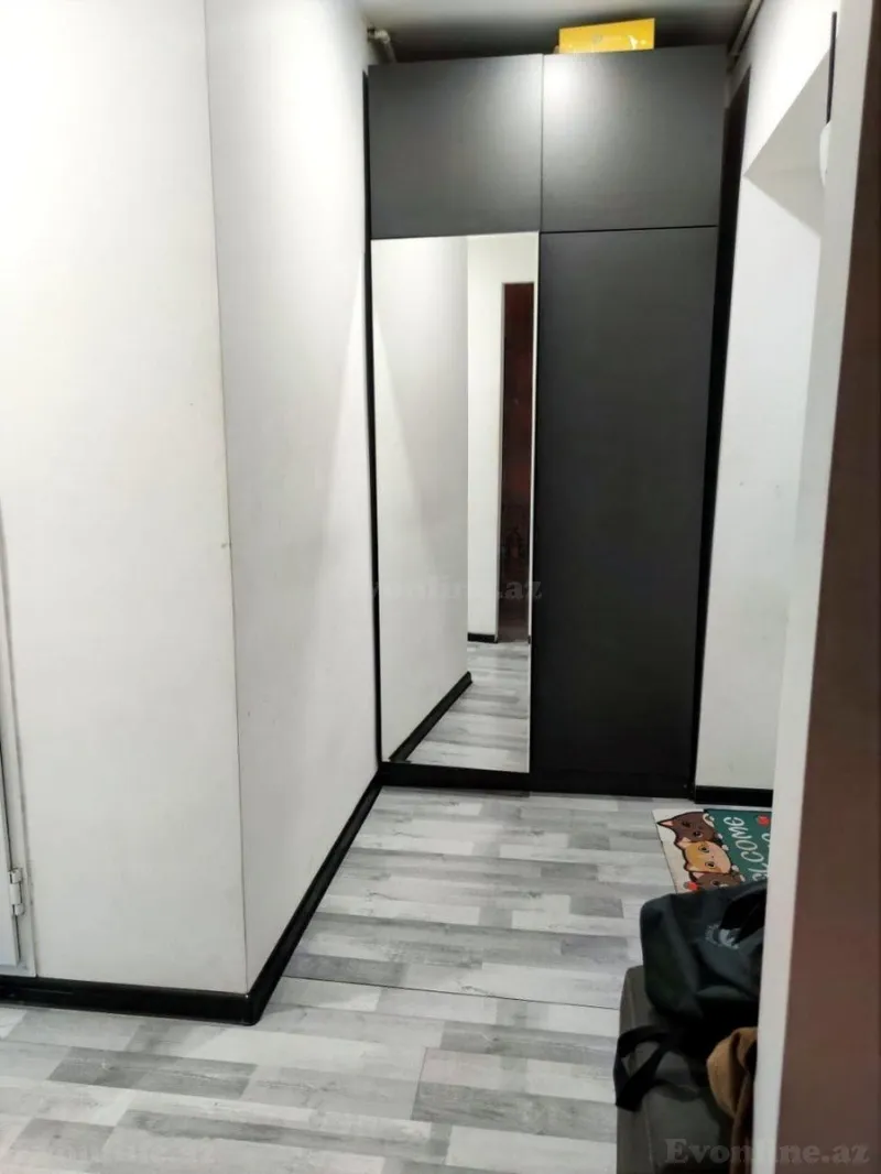 Satılır 2 otaqlı Mənzil Köhnə tikili 50 m² Yasamal r. - şəkil 2