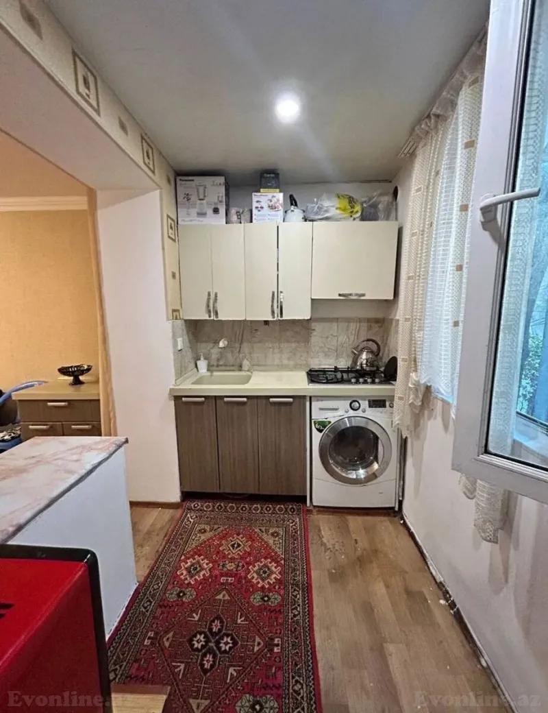 Satılır 4 otaqlı Mənzil Köhnə tikili 64 m² Yasamal r. - şəkil 6