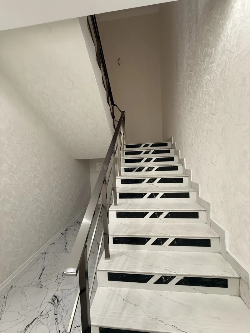 Satılır 4 otaqlı Həyət evi 160 m² Binə - şəkil 15
