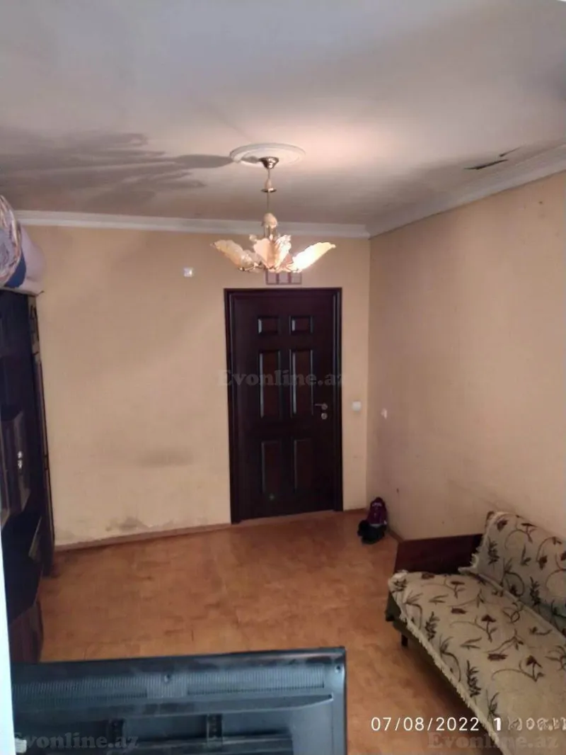 Kirayə verilir 2 otaqlı Mənzil Köhnə tikili 30 m² Böyükşor