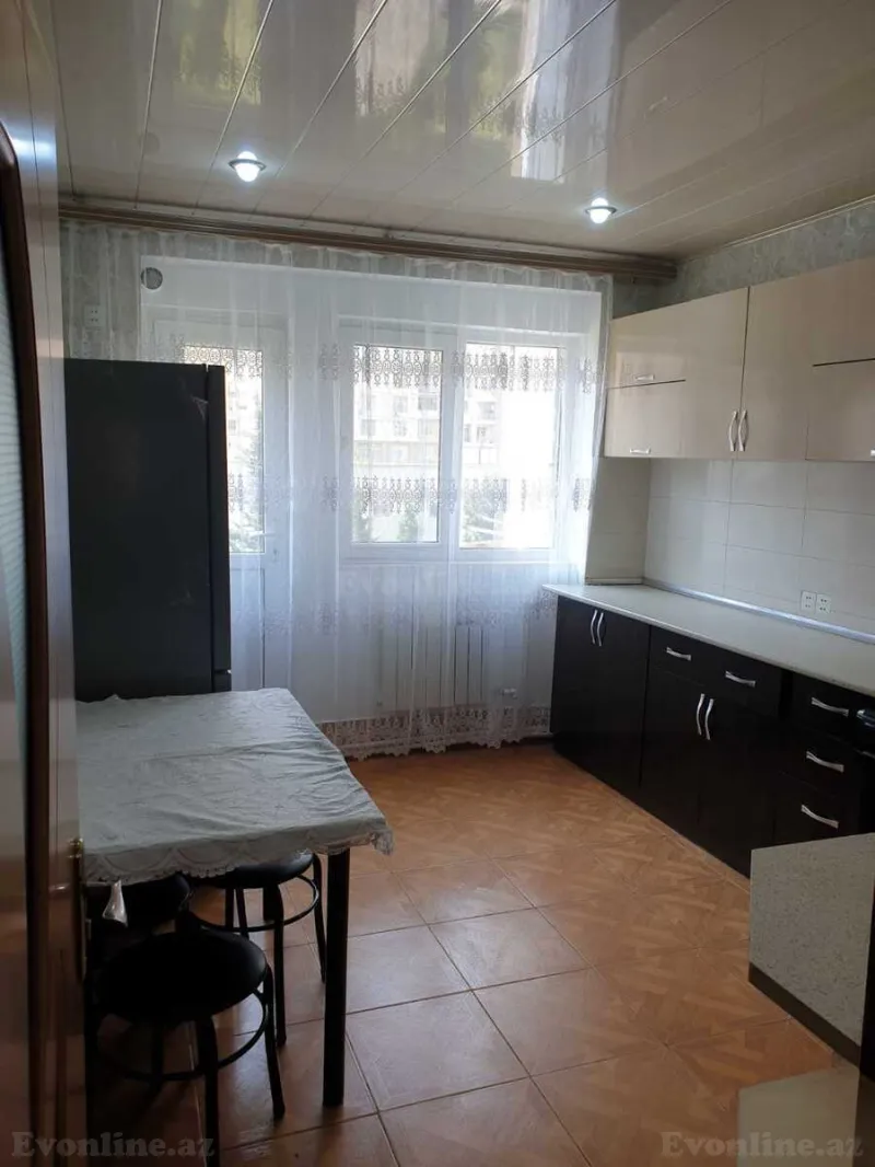Kirayə verilir 2 otaqlı Mənzil Yeni tikili 60 m² Həzi Aslanov m. - şəkil 3