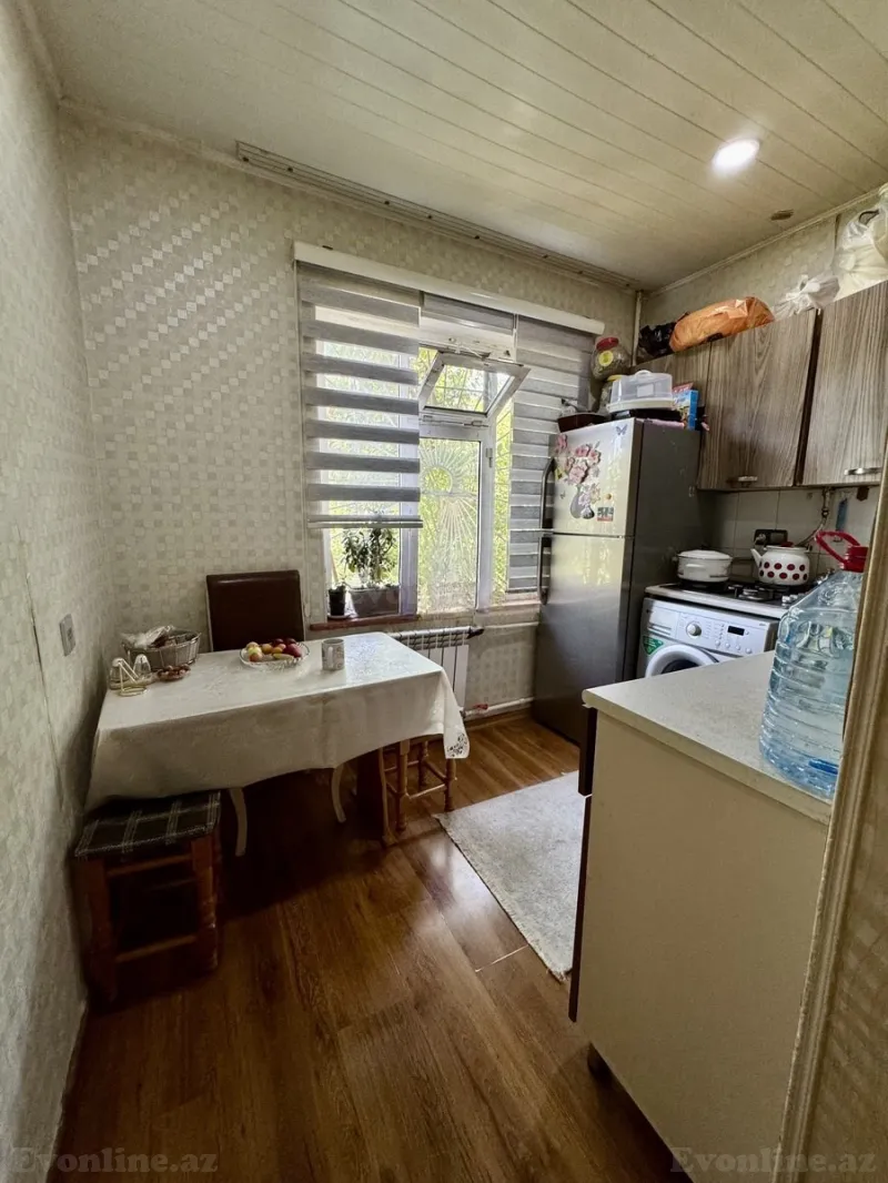 Satılır 2 otaqlı Mənzil Köhnə tikili 65 m² Yeni Yasamal - şəkil 5
