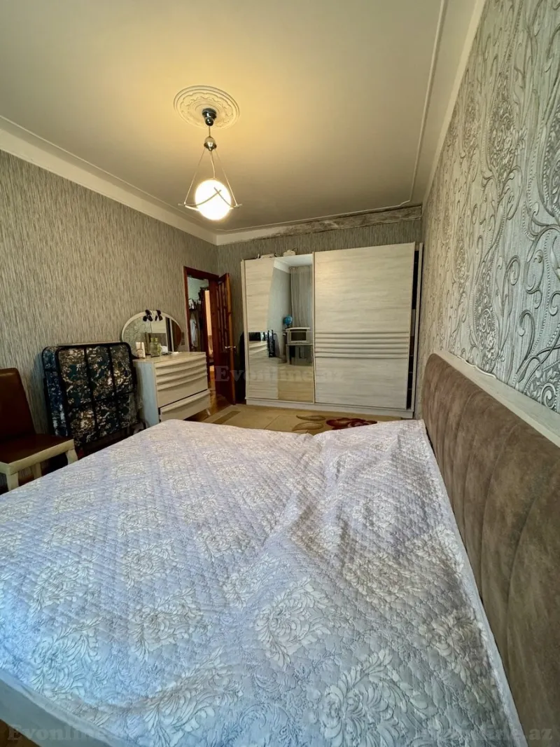 Satılır 2 otaqlı Mənzil Köhnə tikili 65 m² Yeni Yasamal - şəkil 6
